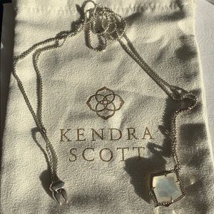 Kendra Scott Silver Kacey Necklace MOP✨